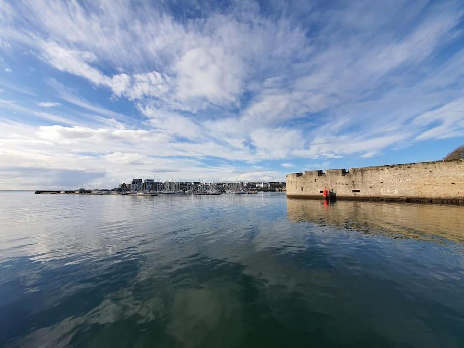 Kerlean, Plage Des Sables Blancs A 700M! Concarneau Exterior photo