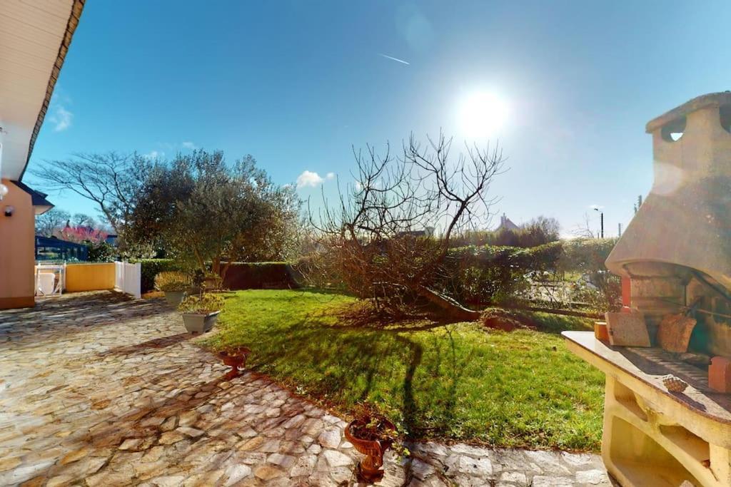 Kerlean, Plage Des Sables Blancs A 700M! Concarneau Exterior photo